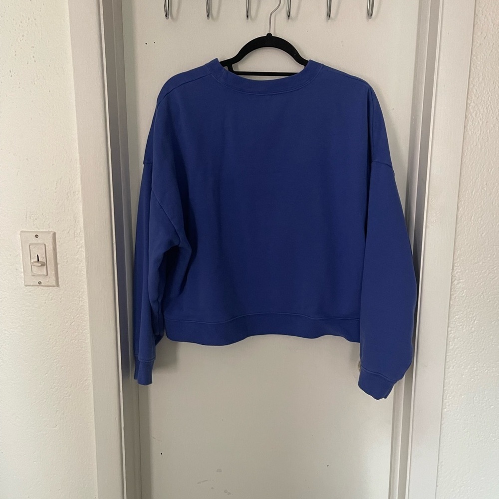 Old Navy Classic Crewneck Sweatshirt in Cobalt Blue - Picture 2 of 2